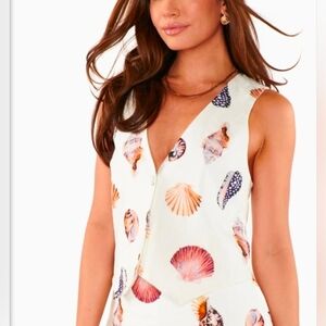 Show Me Your Mumu Vicky Vest Top in Shell Linen